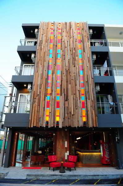 Oyo 292 The Oddy Hip Hotel Patong Exterior foto